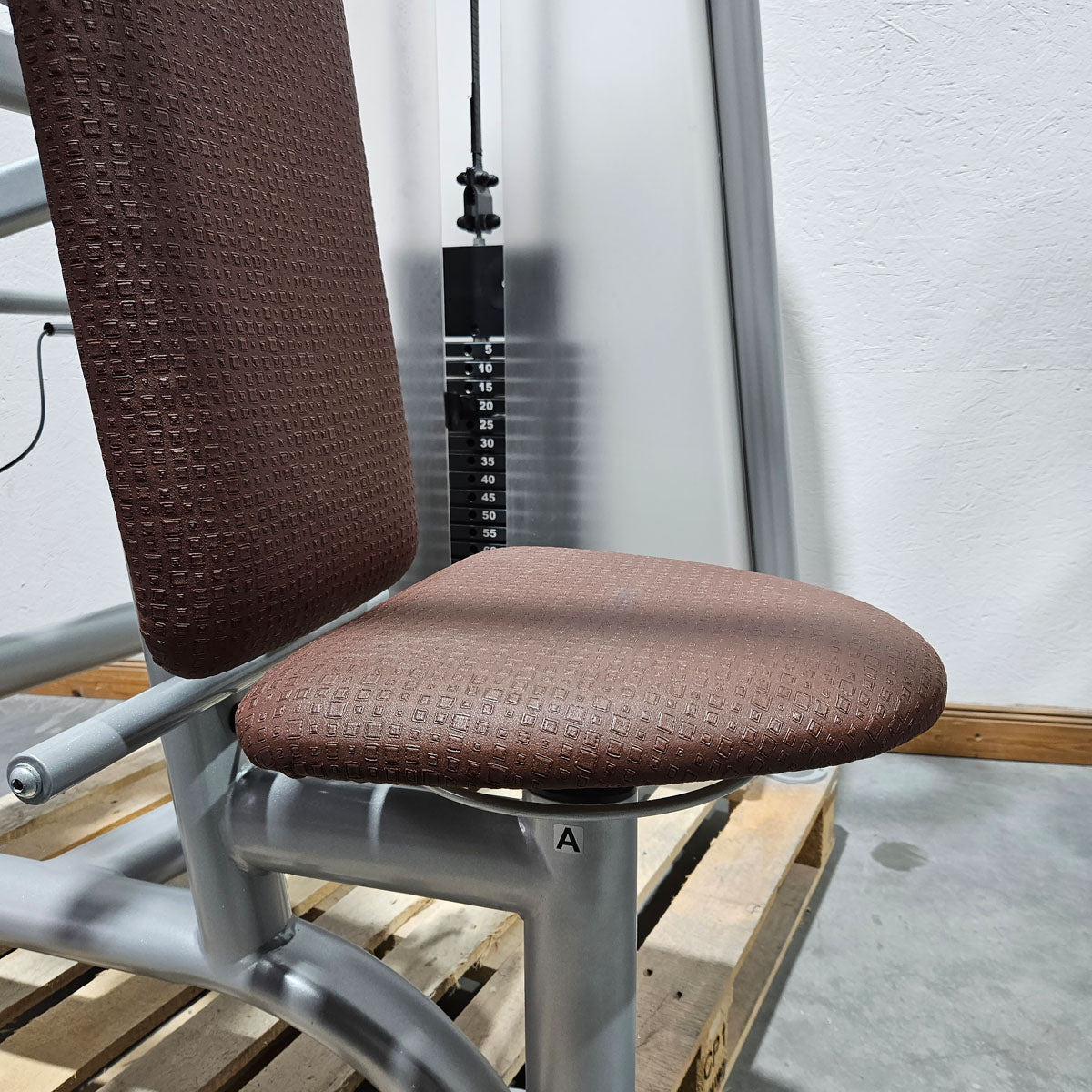 Proxowell bzw Proxomed Schulterblattfixator, Latzug von Oben geführt, Compass bzw C-Well Serie, Rahmenfarbe Silber, gebraucht - überholter Zustand