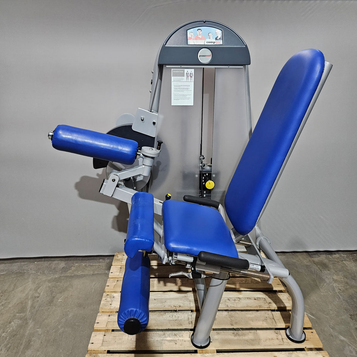 Proxomed Compass 530 Beinstrecker und Beinbeuger sitzend Kombigerät 2 in 1, Leg Curl and Leg Extension, MPG, Reha, Rahmen Silber, gerbaucht - überholter Zustand