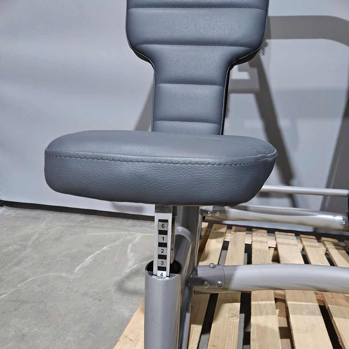 AS Sport or Proxowell shoulder press, shoulder press, overhead press, frame color silver, used - overhauled condition