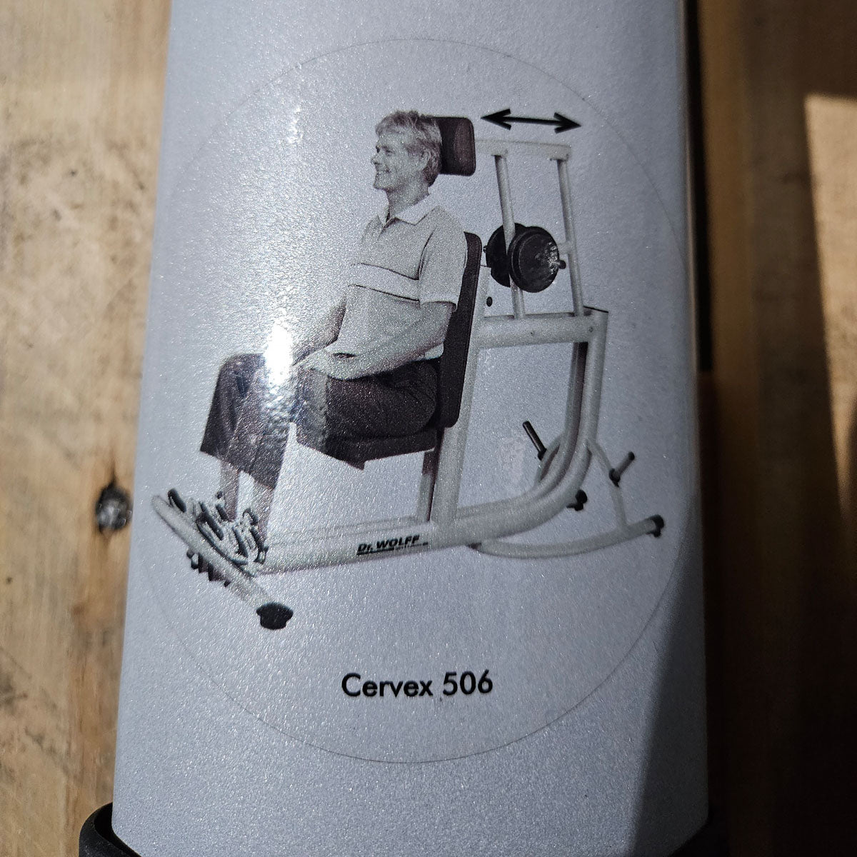 Dr. Wolff Cervex 506, HWS Hals-Nacken Trainer, Rahmenfarbe Silber, Polster Rot, gebrauchter - überholter Zustand