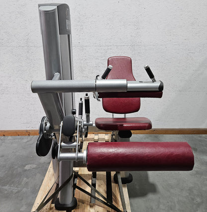 Life Fitness Beinbeuger sitzend, Leg Curl, Signature Serie, 135kg Gewichtsblock, Rahmenfarbe Silber, gebraucht - überholter Zustand