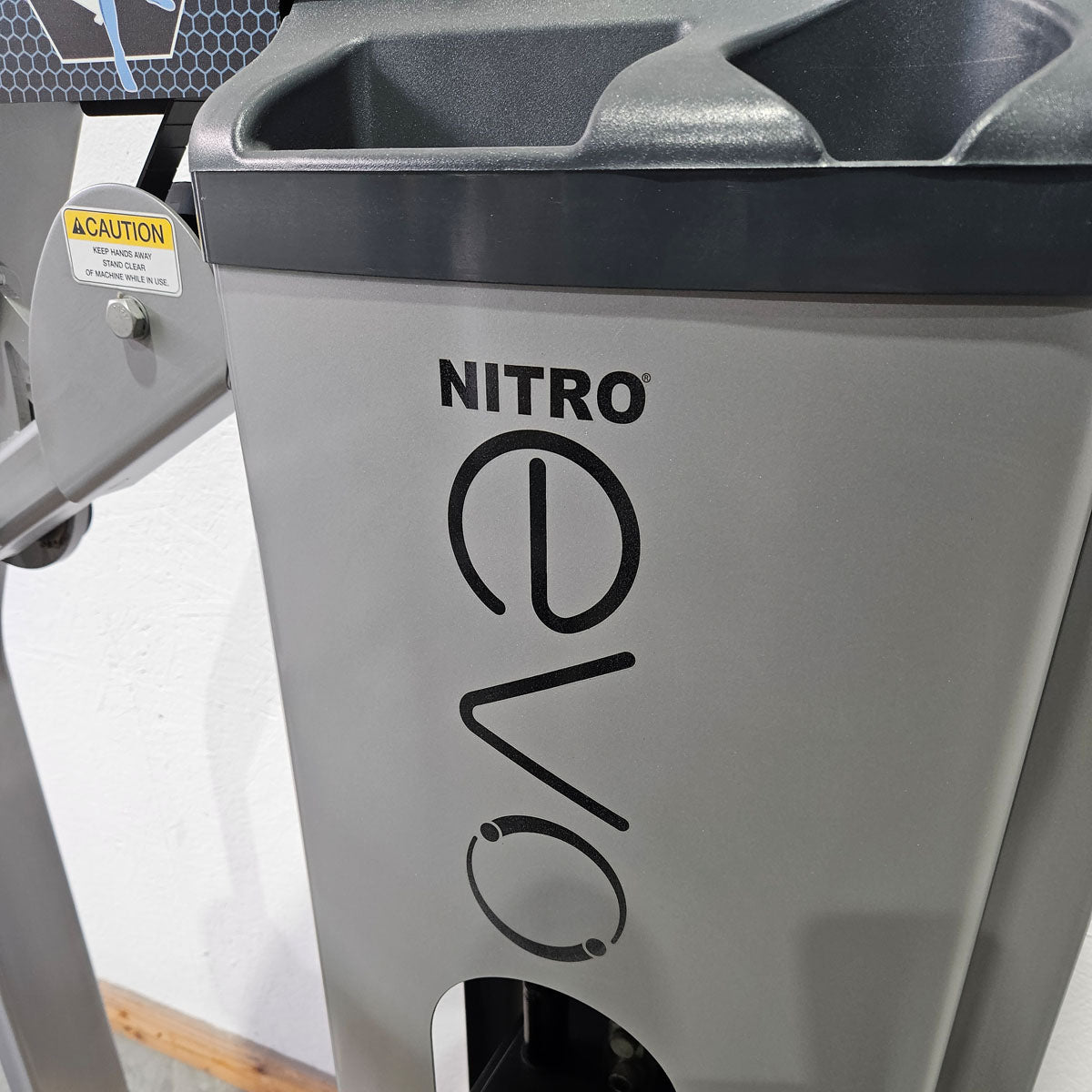 Nautilus Nitro EVO Leg Extension, Beinstrecker sitzend, Rahmenfarbe Silber, gebraucht - überholter Zustand