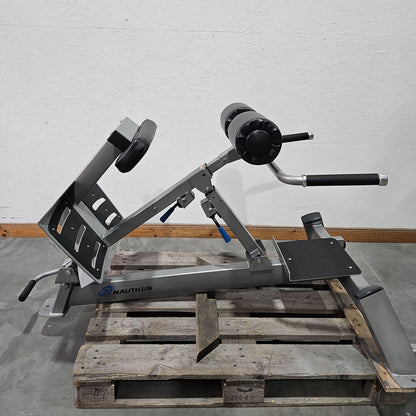 Nautilus Nitro Hyperextension, Rückenstreckerbank, 45° verstellbar, Adjustable Hip Extension F3AHE, Rahmenfarbe Silber, gebraucht - überholter Zustand