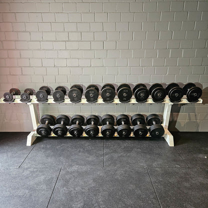 Gym80 Kurzhantelsatz aus Guss von 2,5 bis 40kg in 2,5kg Stufen ( 16 Paare ) Oldschool, Gym80 Kurzhantelablage gegen Aufpreis verfügbar, gebraucht - mit Gebrauchsspuren