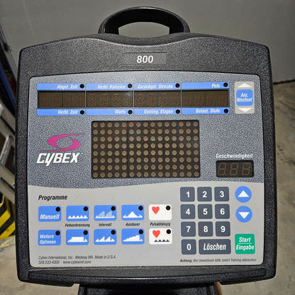 Cybex 800 Stepper, Farbe Weiß, gebraucht - geprüfter Zustand, funktionsfähig