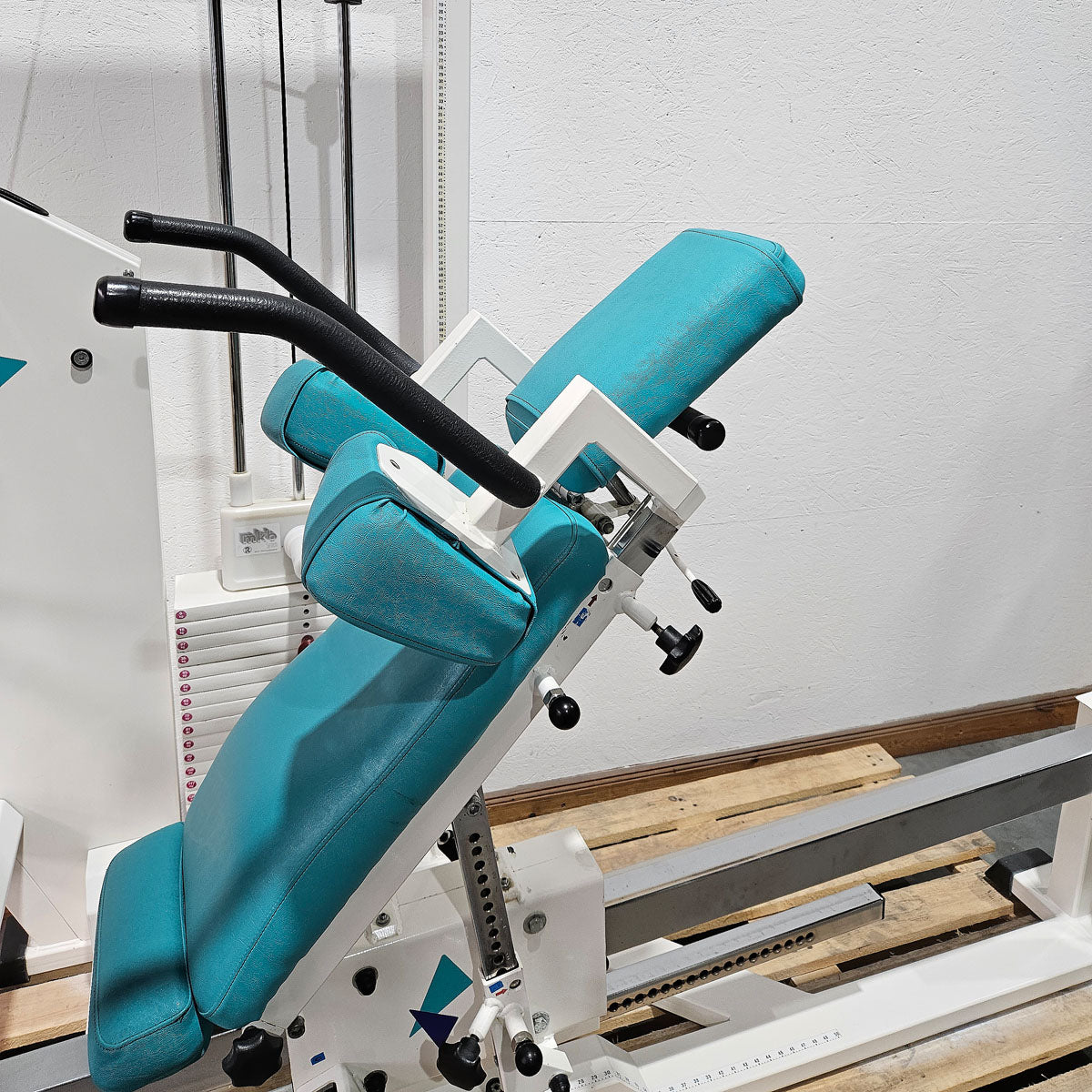MKB Keller functional press, leg press adjustable sitting - lying, tilting gyroscope, 180kg weight block, color white, used - refurbished condition