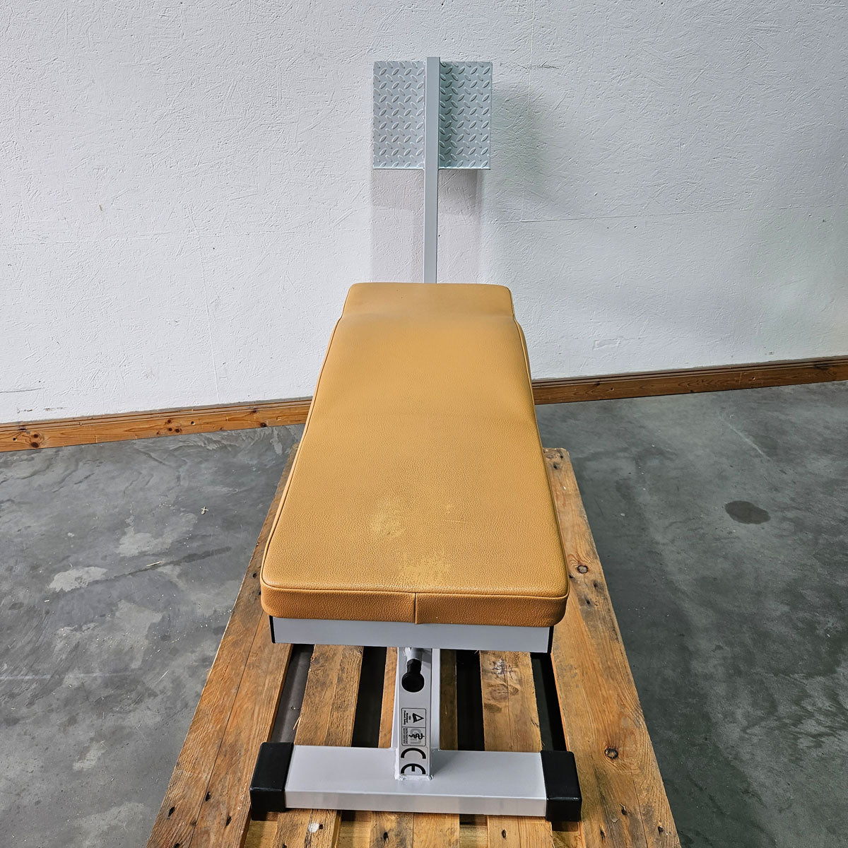 Dr. Wolff Abdominal-Trainer 335, Bauchbank mit Fußstütze, Rahmenfarbe Silber, Polsterfarbe Orange, gebraucht - überholter Zustand