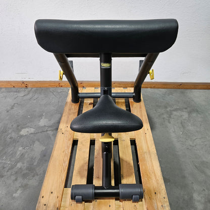 TechnoGym Scottcurl Bank, Scott bench, Bizeps Trainingsbank, Farbe Schwarz, Polster Schwarz, gebraucht - geprüfter Zustand