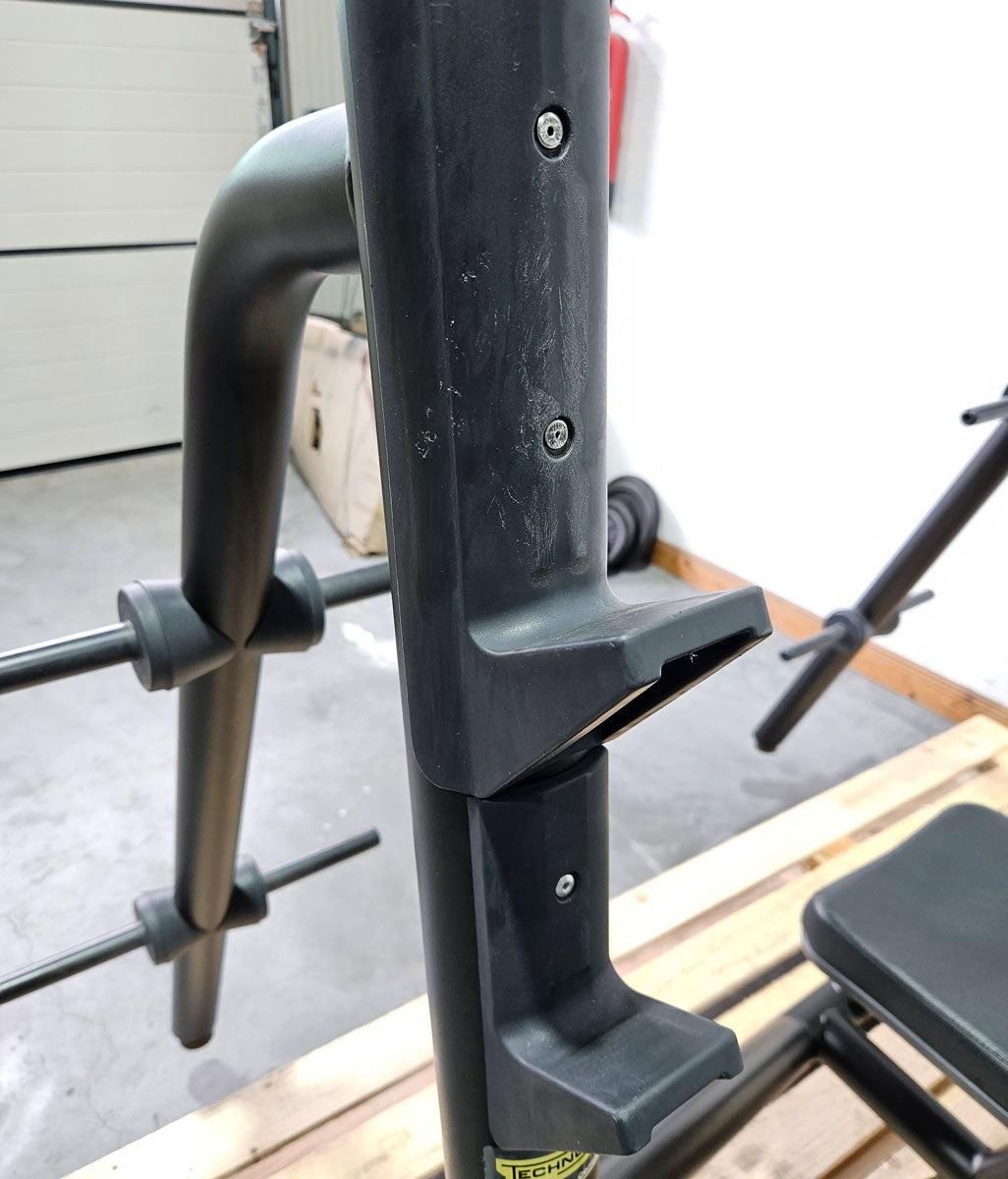 Technogym Horizontal Bench, Olympic Flat Bench, Flat Bench with Shelf, Olympic Flat Press Bench, With 30mm Disc Holder, Frame Color Black, Used - Refurbished Condition