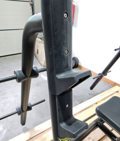Technogym Horizontal Bench, Olympic Flat Bench, Flat Bench with Shelf, Olympic Flat Press Bench, With 30mm Disc Holder, Frame Color Black, Used - Refurbished Condition