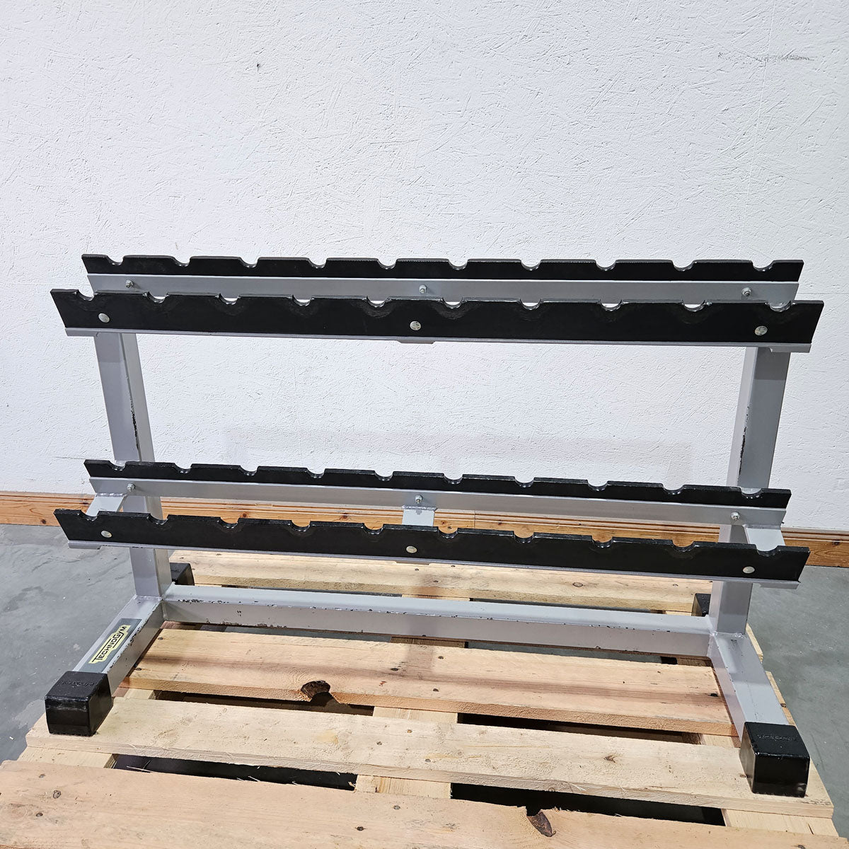 Technogym Chrom Hantelsatz Paare 1-10kg, 10 Paare inkl. Ständer, Rahmenfarbe Silber, gebraucht mit Gebrauchsspuren