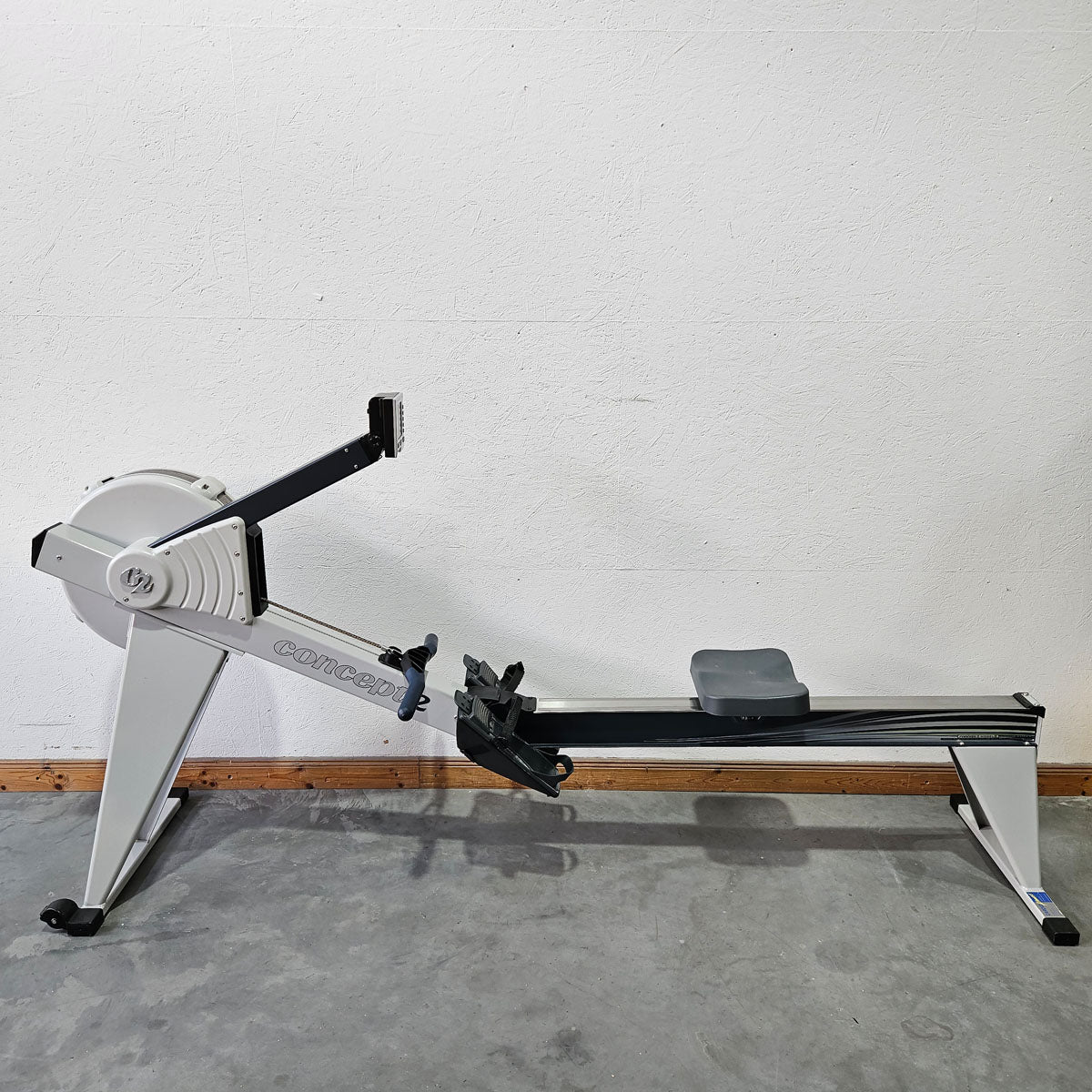 Concept2 rowing machine Model E with PM4 monitor - identical to RowErg with high legs, color light gray, used - tested condition