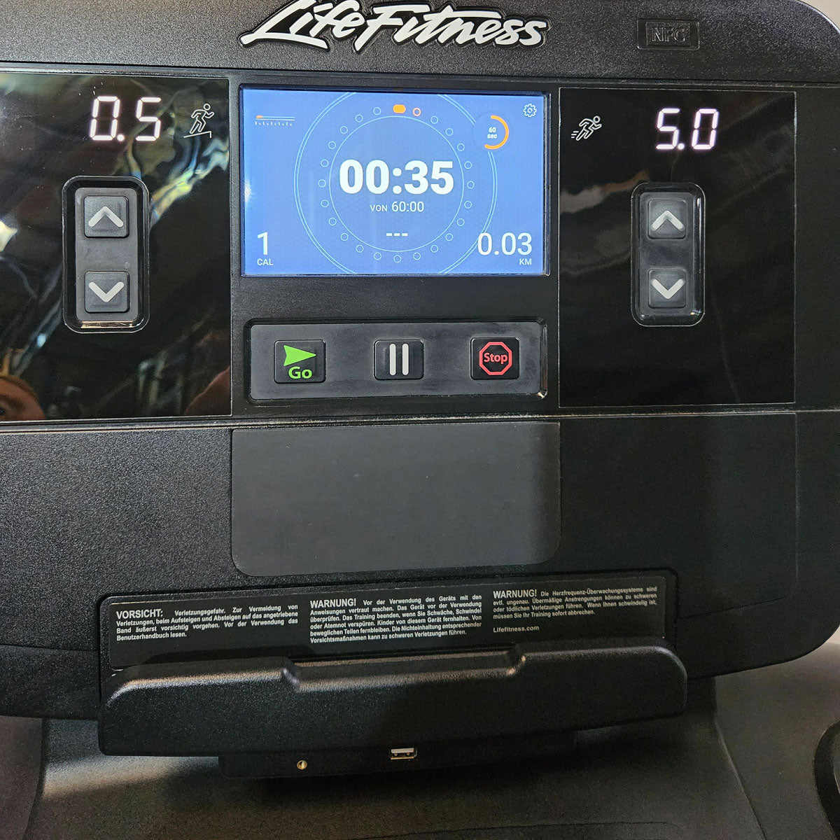 Cardio equipment set 8 pieces from Life Fitness, Integrity X, new models, 2 treadmills, 2 cross trainers, 2 ergometers and 2 recumbents etc., used - refurbished condition