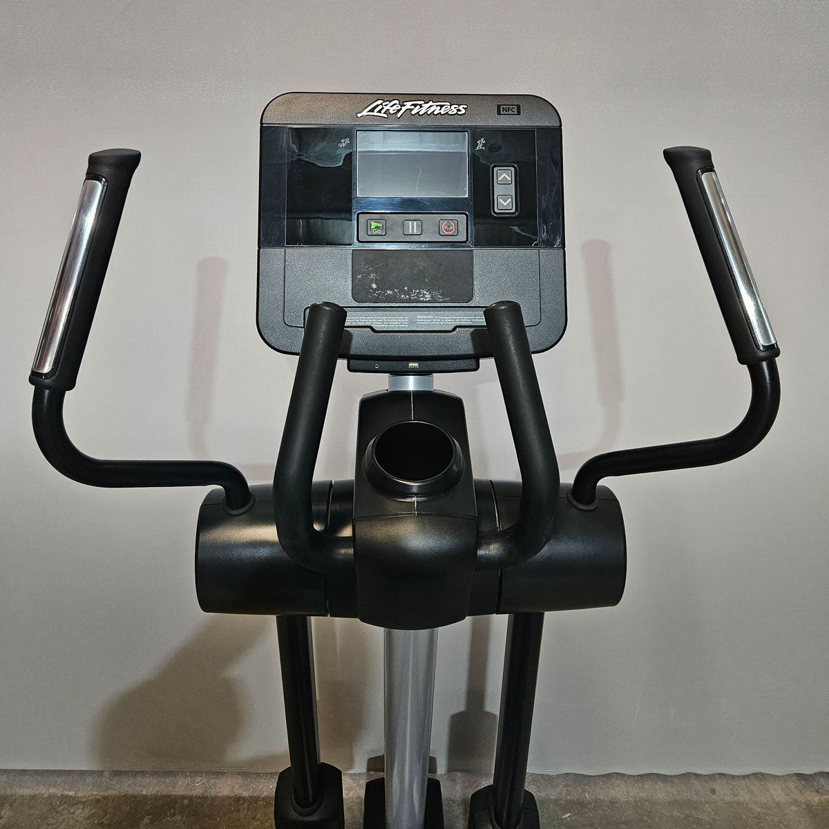 Cardio equipment set 8 pieces from Life Fitness, Integrity X, new models, 2 treadmills, 2 cross trainers, 2 ergometers and 2 recumbents etc., used - refurbished condition