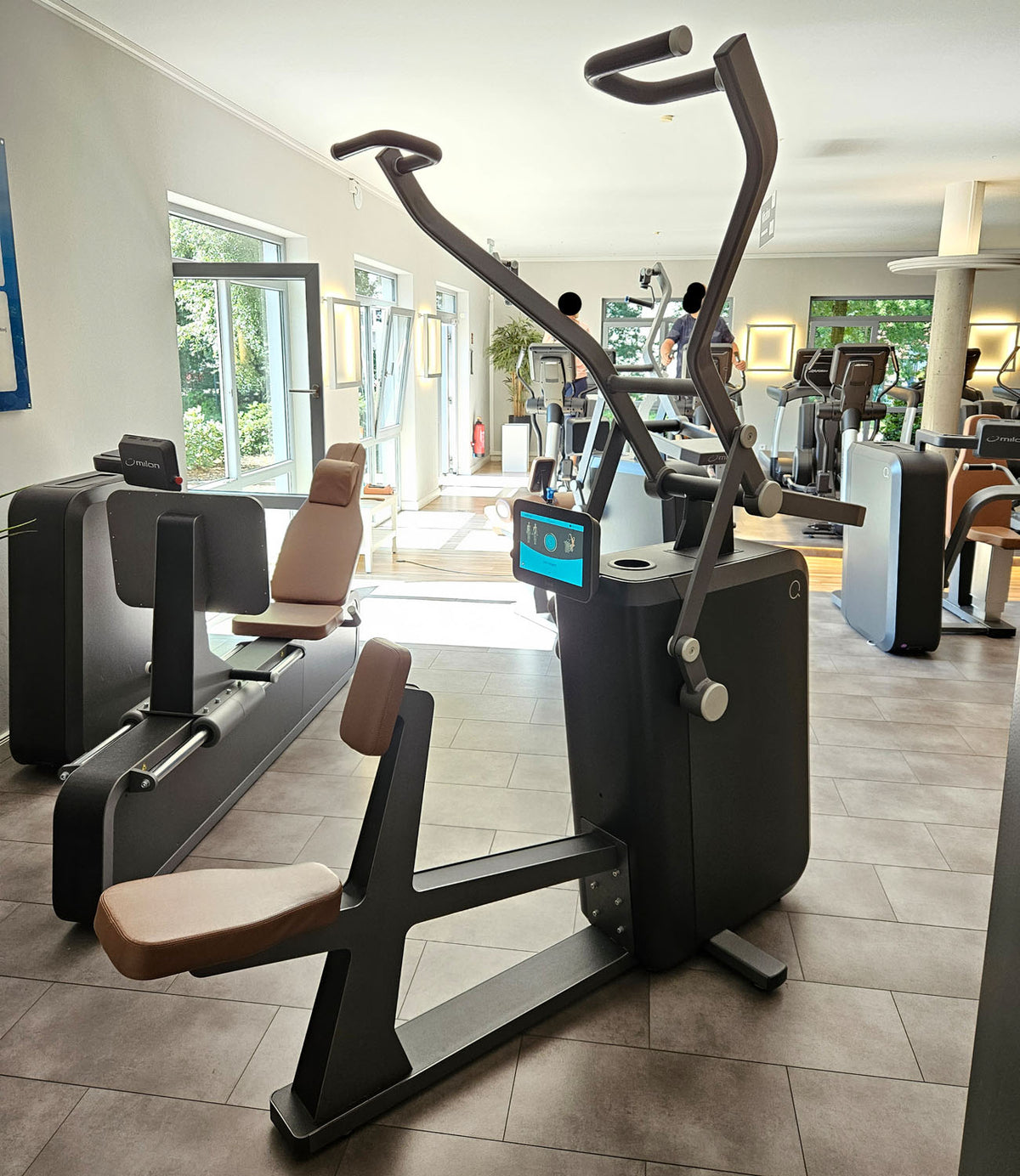 Milon Q strength circuit with 8 machines, built 2019, incl. Milonizer, incl. delivery, used, refurbished and as good as new - top condition