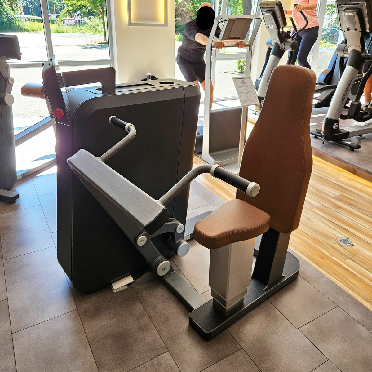 Milon Q strength circuit with 8 machines, built 2019, incl. Milonizer, incl. delivery, used, refurbished and as good as new - top condition