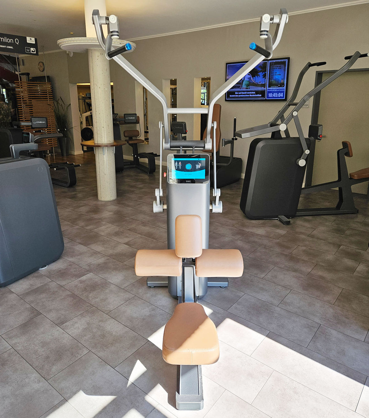 Milon Q strength circuit with 8 machines, built 2019, incl. Milonizer, incl. delivery, used, refurbished and as good as new - top condition