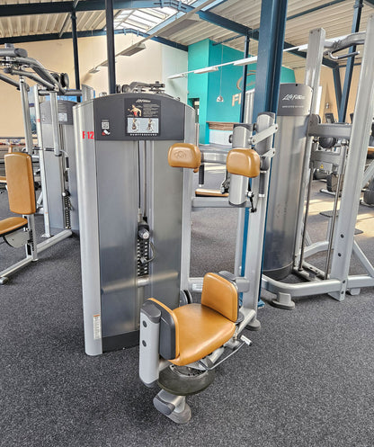 Life Fitness & Hammer Strength - 95 Fitnessgeräte - 105 Stationen, Kraftgeräte, Cardiogeräte, Plate loaded Geräte, Bänke etc - komplettes Fitnessstudio - gebraucht, überholter TOP Zustand