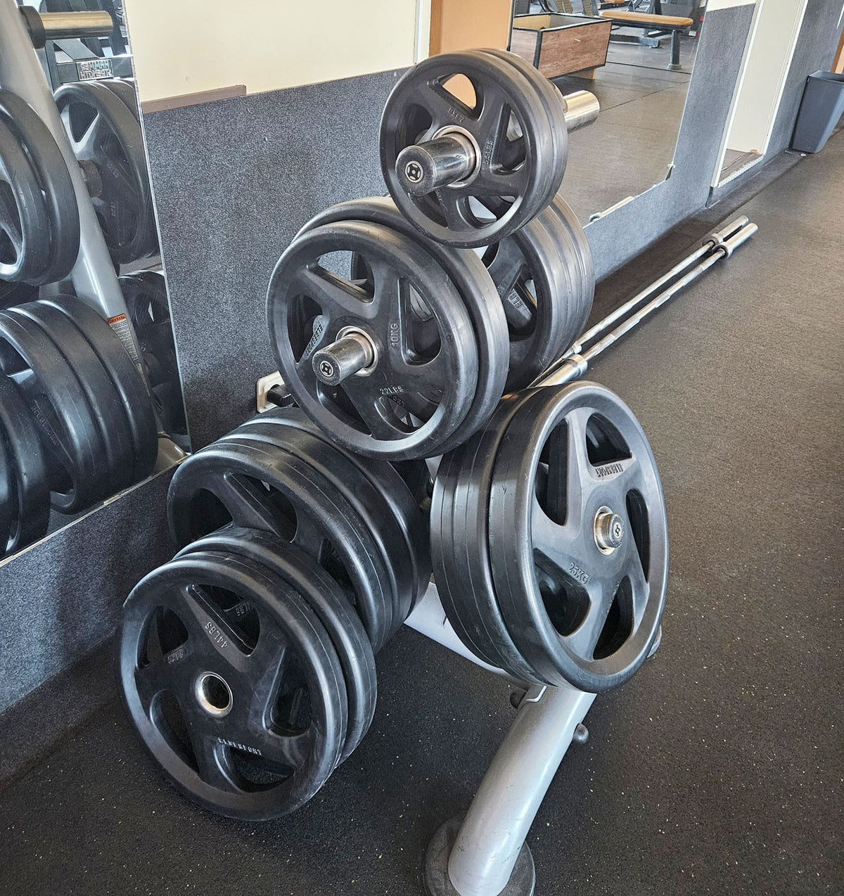 Elbesport Olympia Hantelscheiben V5, Gummi, 1722kg gesamt, 138 Stück gummierte Gripper, Farbe Schwarz, gebraucht - relativ guter Zustand - optische Gebrauchsspuren