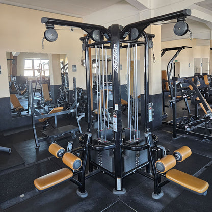 Life Fitness & Hammer Strength - 95 Fitnessgeräte - 105 Stationen, Kraftgeräte, Cardiogeräte, Plate loaded Geräte, Bänke etc - komplettes Fitnessstudio - gebraucht, überholter TOP Zustand