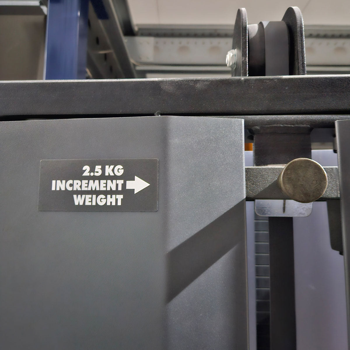 Hammer Strength MTS V-Squat, Kniebeugenmaschine Squats - Rahmenfarbe Schwarz, gebraucht - überholter Zustand