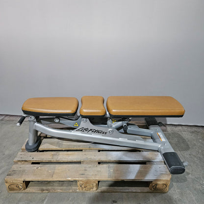 Life Fitness Multibank verstellbar, Multi-Adjustable Bench SMAB, Signature Serie, Rahmenfarbe Silber, Polsterfarbe Orange, gebrauchter - überholter Zustand