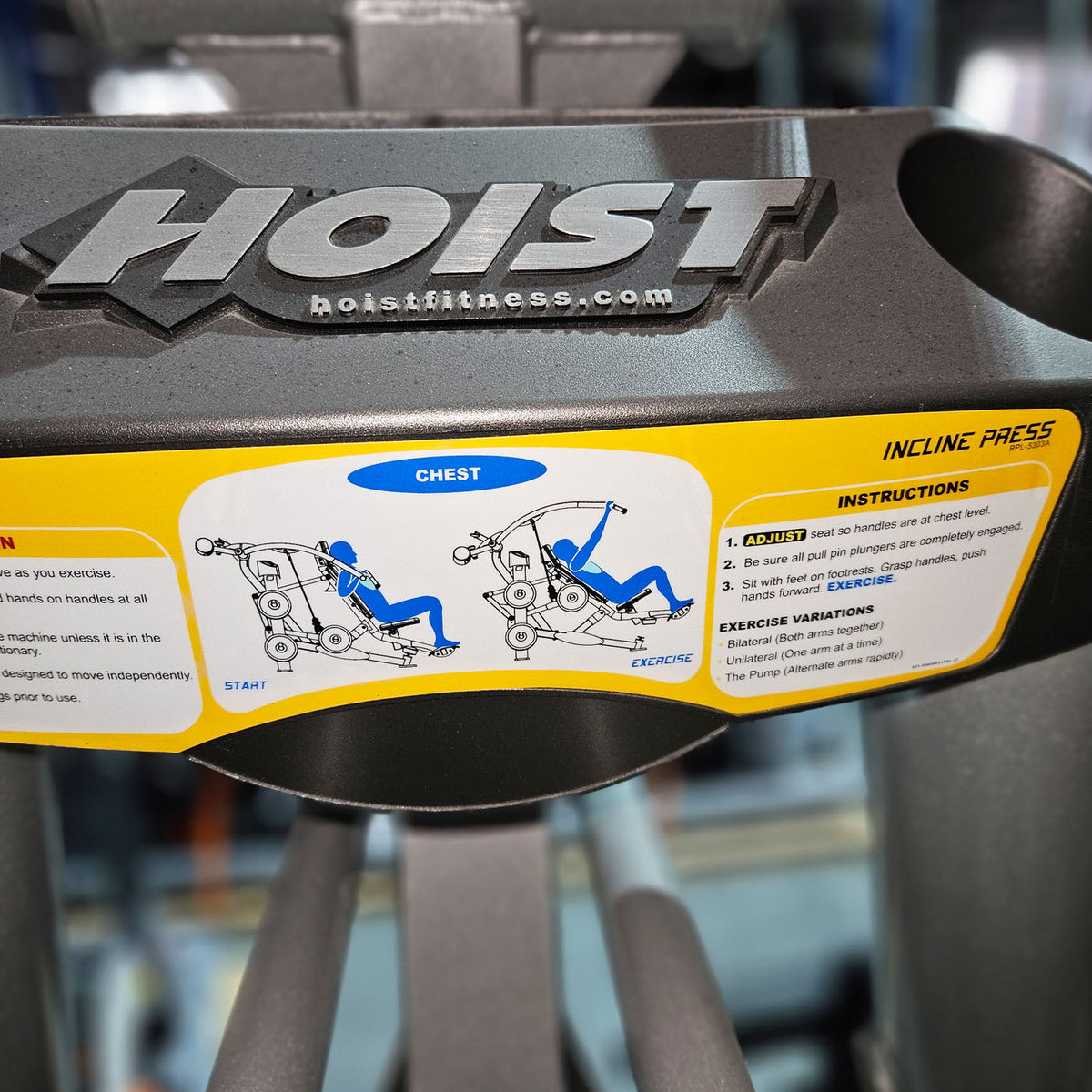 Hoist Roc-IT Incline Chestpress, RPL-5303 Bankdrückmaschine Schräg, schräge Brustpresse, Roc IT Plate loaded Serie, Rahmenfarbe Silber, gebraucht - überholter Zustand