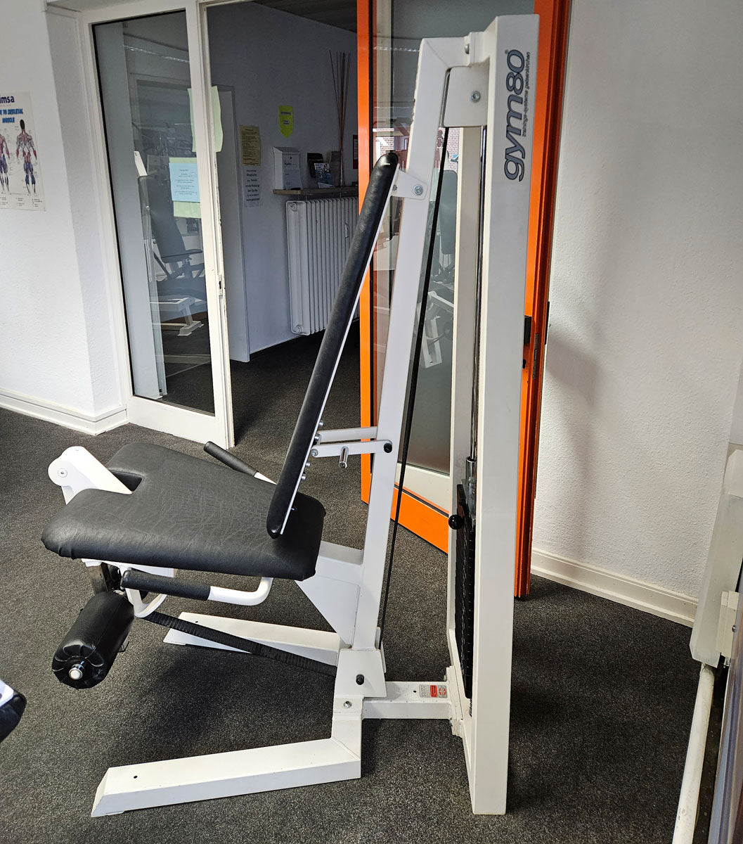 Gym80 Beinstrecker sitzend, Leg Extension, Oldschool Bodybuilding Kraftgerät - Edition oder Classic Line, Rahmenfarbe Weiß, gebraucht mit Gebrauchsspuren