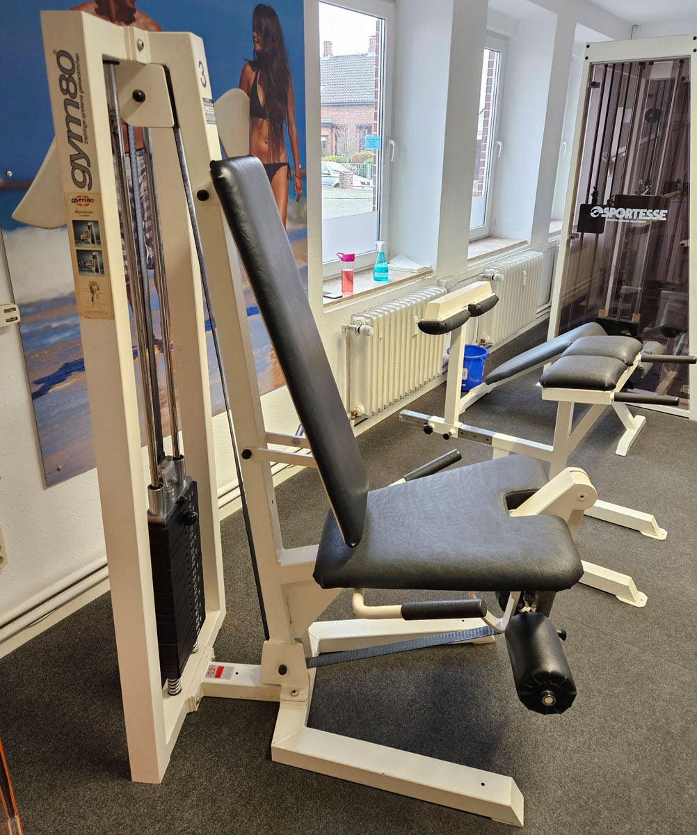 Gym80 Beinstrecker sitzend, Leg Extension, Oldschool Bodybuilding Kraftgerät - Edition oder Classic Line, Rahmenfarbe Weiß, gebraucht mit Gebrauchsspuren