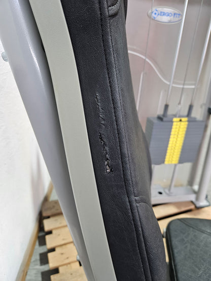 Ergo-Fit Abduktorenmaschine, Hip Abduction Abductor, 4000 Serie, Rahmenfarbe Silber, Polster Schwarz, gebraucht - überholter Zustand