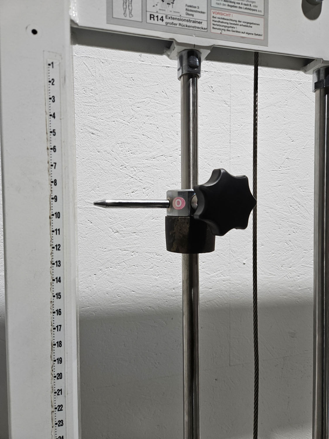 MKB Keller R14 Extensionstrainer, großer Rückenstrecker, sehr variabel einstellbar, Lower Back Machine, Hyperextension, Farbe Weiß, gebraucht - überholter Zustand