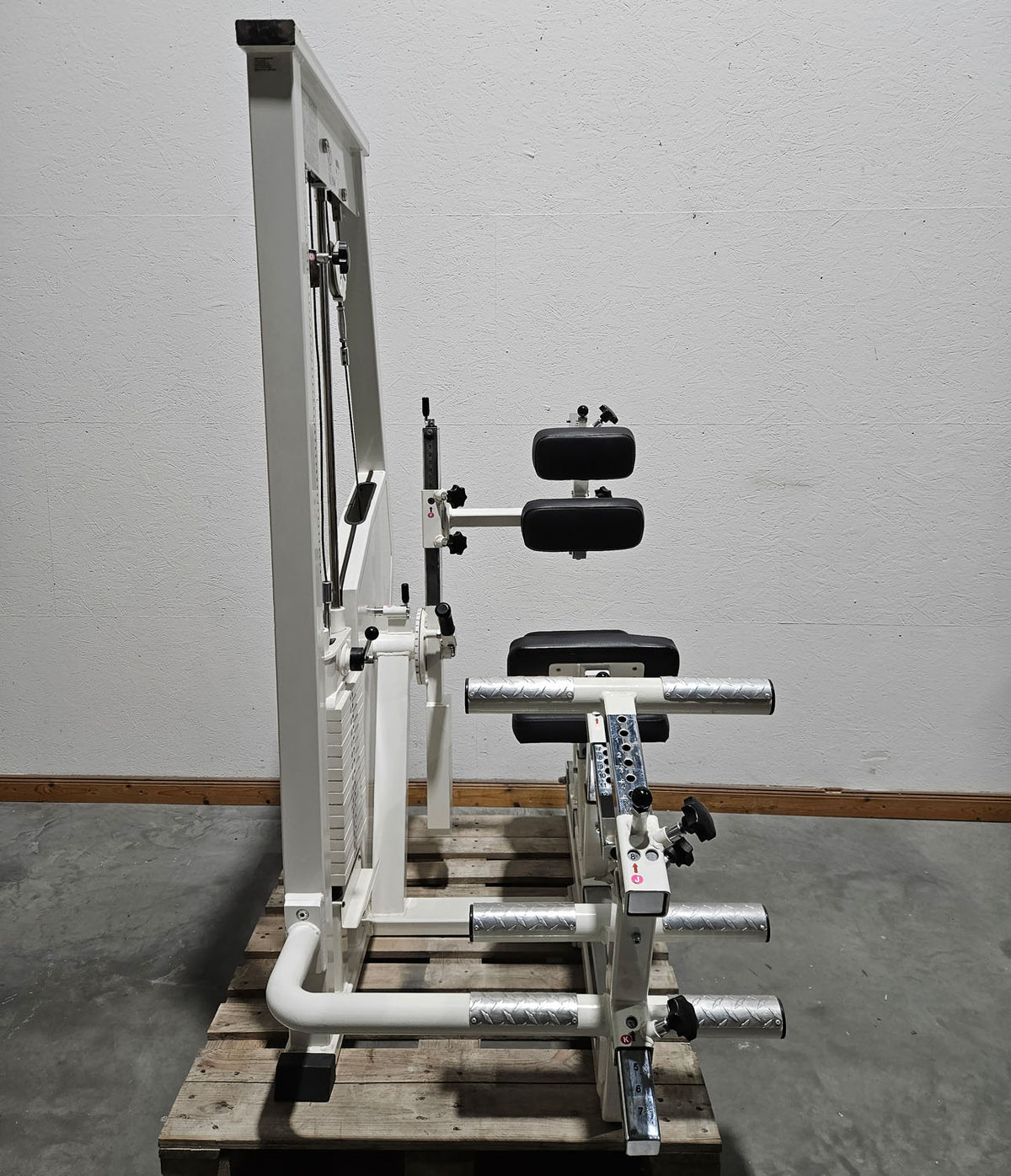 MKB Keller R14 Extensionstrainer, großer Rückenstrecker, sehr variabel einstellbar, Lower Back Machine, Hyperextension, Farbe Weiß, gebraucht - überholter Zustand
