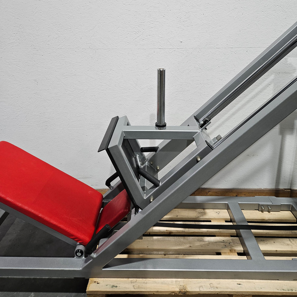 HBP Beinpresse 45° Grad, Leg Press, riesiger 300kg Gewichtsblock + extra Scheibenaufnahme, Bodybuilding Kraftgerät - Rahmenfarbe Silber, gebraucht - geprüfter Zustand