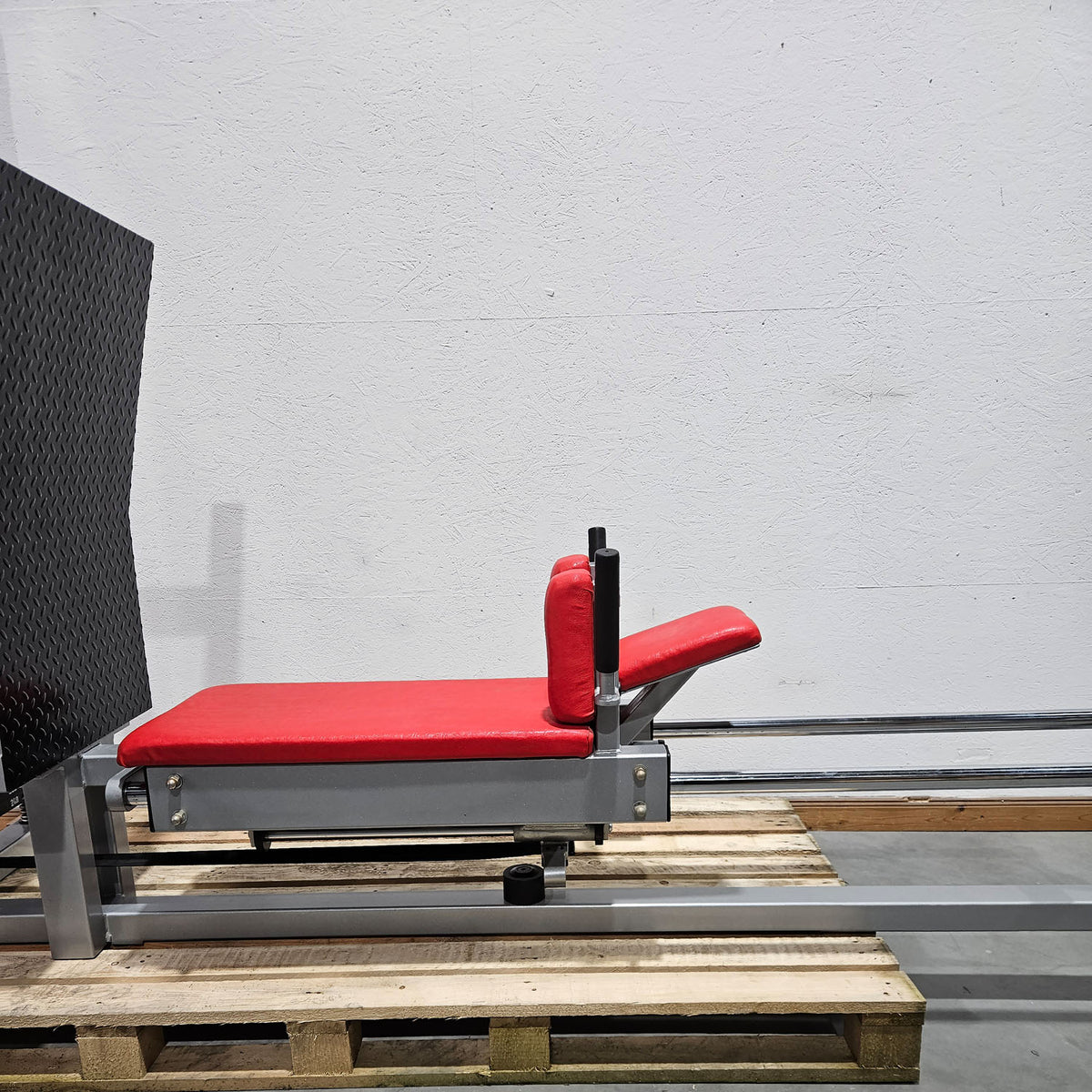 HBP Beinpresse liegend horizontal, Leg Press, großer 240kg Gewichtsblock, Bodybuilding Kraftgerät - Rahmenfarbe Silber, gebraucht - geprüfter Zustand