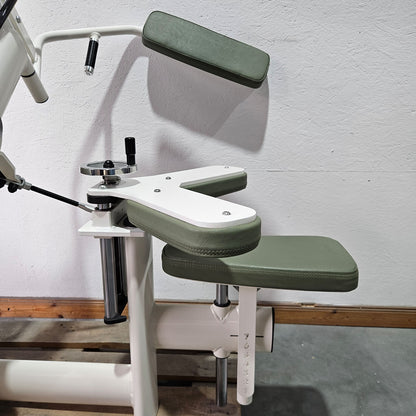 Gym80 Med80 3243 Lateralmaschine mit Trainingsarm, Lateralflexion, Latflex,  Seitneige-Maschine, Farbe Weiß, gebraucht - überholter Zustand