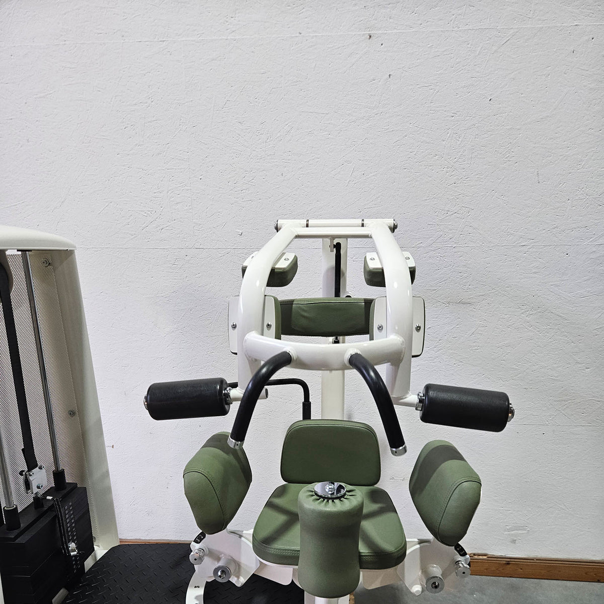 Gym80 Med80 3225 Rotation Machine, Core Rotator, Twister, Side Abdominal Muscles, Color White, Used - Refurbished Condition