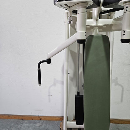 Gym80 3022 Butterfly, Sygnum, Bruststabilisator, Farbe Weiß, gebraucht - überholter Zustand