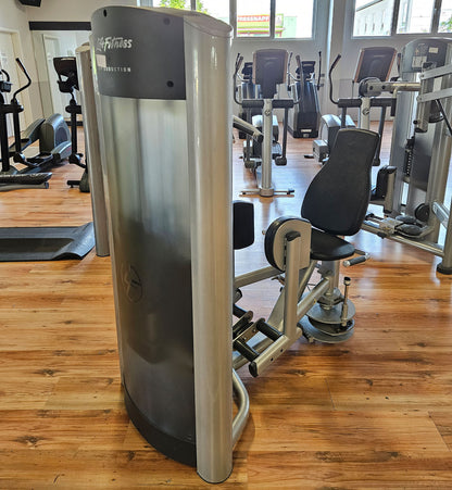 Life Fitness 2er Set = Abduktoren und Adduktorenmaschine, Hip Abduction und Hip Adduction Set, Signature Series, Rahmenfarbe Silber, gebraucht - überholter Zustand