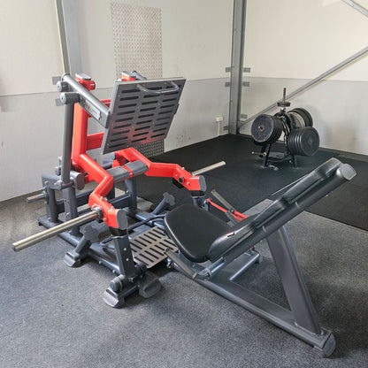 Master Sport Plate loaded Set, 10 Kraftgeräte, Farbe Schwarz und Rot, gebraucht - geprüfter Zustand