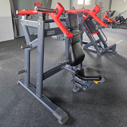 Master Sport Plate loaded Set, 10 Kraftgeräte, Farbe Schwarz und Rot, gebraucht - geprüfter Zustand