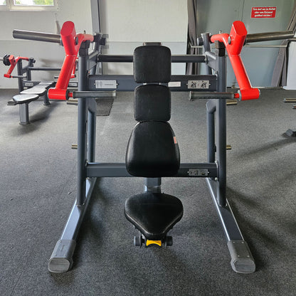 Master Sport Plate loaded Set, 10 Kraftgeräte, Farbe Schwarz und Rot, gebraucht - geprüfter Zustand