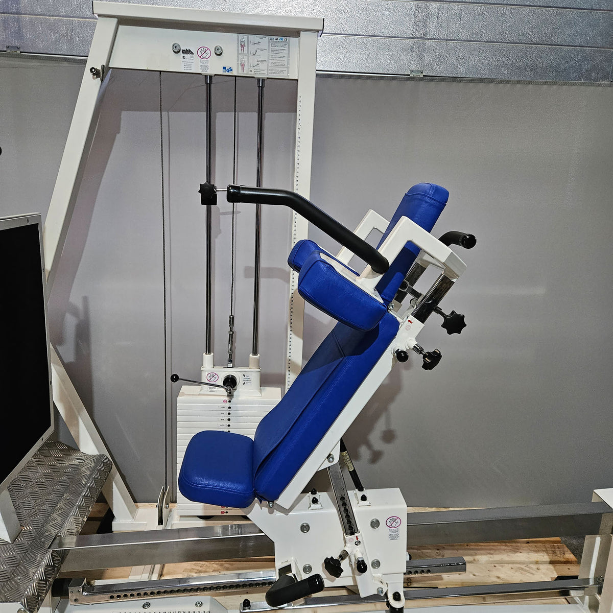 MKB Keller Funktionsstemme, Beinpresse verstellbar sitzend - liegend, 200kg Gewichtsblock, Farbe Weiß, gebraucht - überholter Zustand