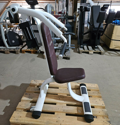 Gym80 Hydraulischer-Zirkel, Circular Serie, 7 Kraftgeräte, Farbe Weiß, Polster Braun, gebraucht - überholter Zustand