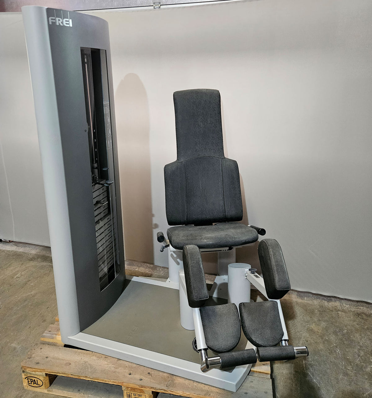 Frei Genius Eco Abduktorenmaschine, Hip Abduction, Abductor, Rahmenfarbe Silber, gebraucht - überholter Zustand