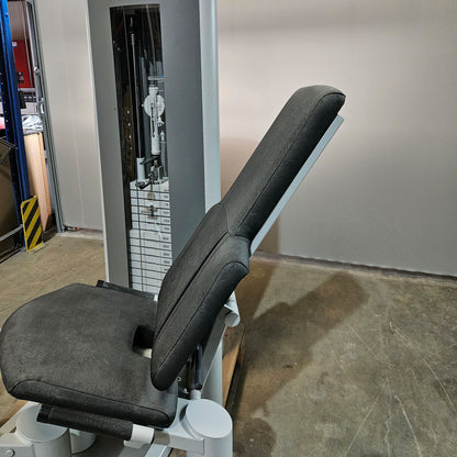 Frei Genius Eco Abduktorenmaschine, Hip Abduction, Abductor, Rahmenfarbe Silber, gebraucht - überholter Zustand