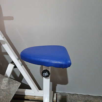 Proxomed Wadenmaschine sitzend durch Plantarflexion bzw Fuß Beugung, Farbe Weiß, gebraucht - geprüfter Zustand mit Gebrauchsspuren