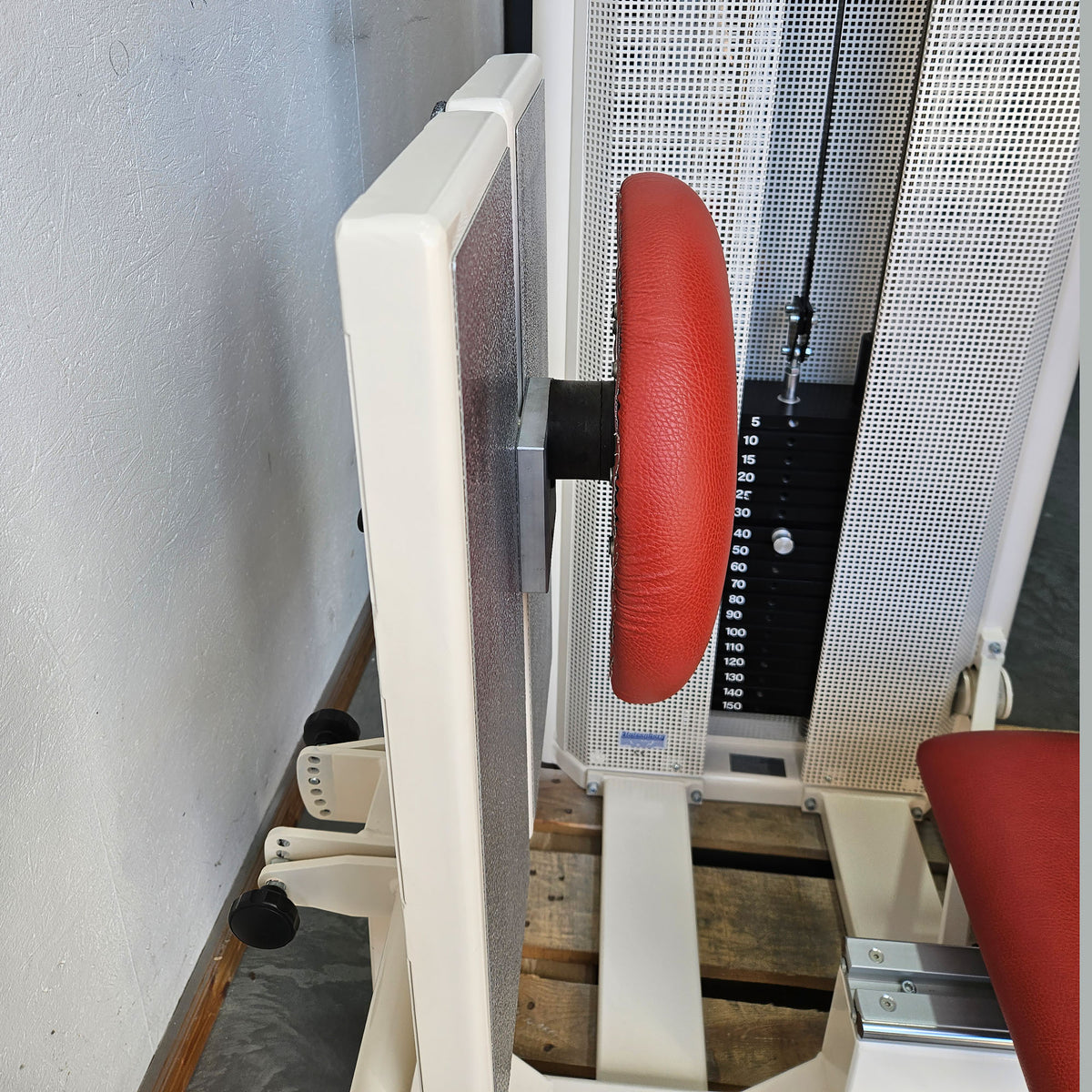 Dynamed Funktionsstemme Kombi Sitzend-Liegend, 150kg Gewichtsblock, mit Kippkreisel, Beinpresse verstellbar, Stolzenberg, Rahmen Weiß, gebraucht - überholter Zustand