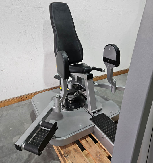 Cybex Eagle 2-in-1 Abductor and Adductor Combo Machine - Hip Abduction and Hip Adduction, Frame Color Silver, Upholstery Color Black, used - refurbished condition