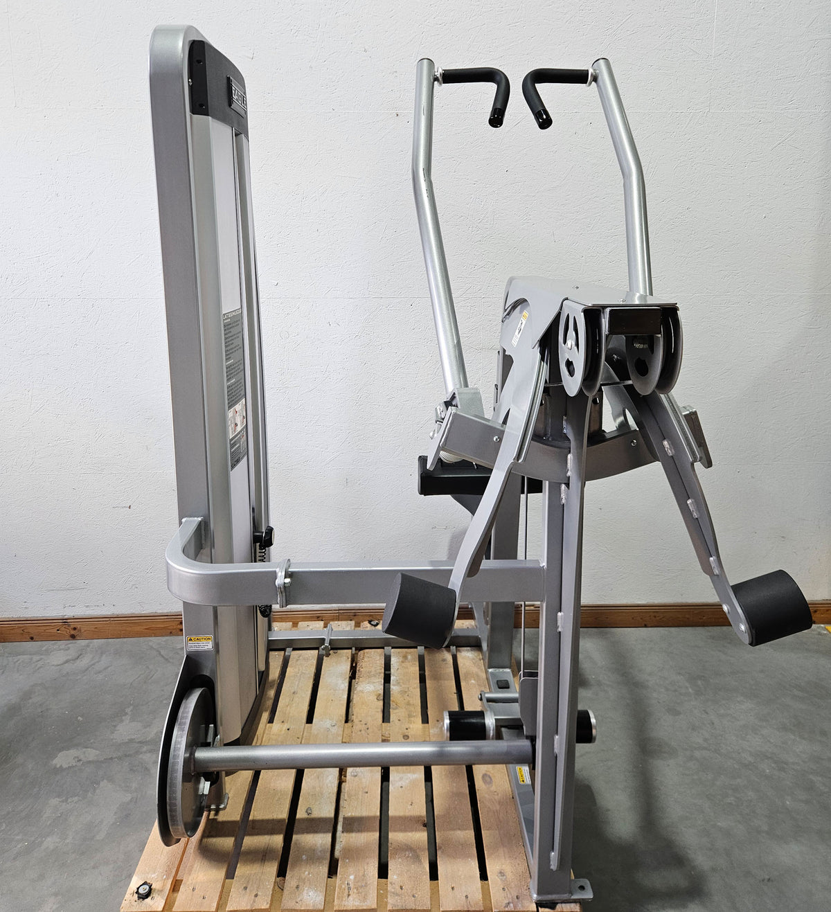 Cybex Eagle Lat Pulldown, bilateral lat pulldown, large 131kg weight stack, silver frame, used - refurbished condition