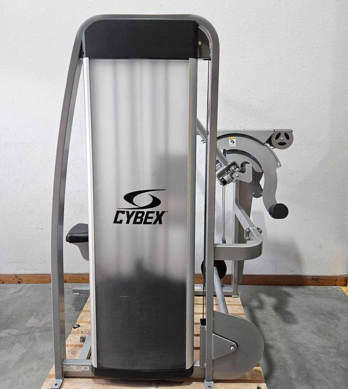 Cybex Eagle Lat Pulldown, bilateral lat pulldown, large 131kg weight stack, silver frame, used - refurbished condition